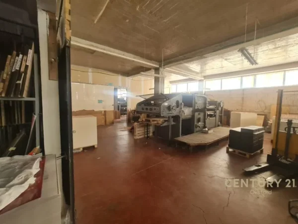 Tirane, shes , 1.472 m² 1.000.000 € (PRUSH)