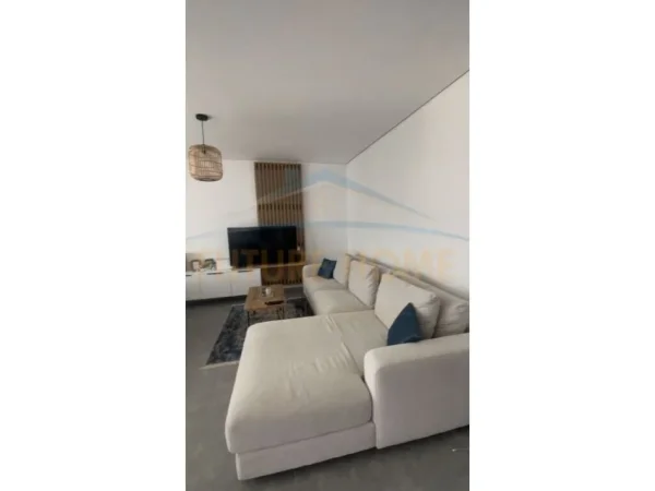 Durres, shitet apartament 2+1+Ballkon Kati 2, 100 m² 305.000 € (GJIRI I LALEZIT)