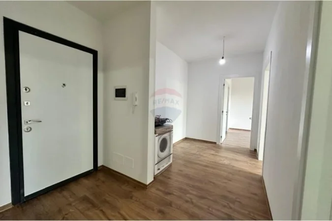 Tirane, shitet apartament 2+1+Ballkon Kati 1, 105 m² 184.000 € 