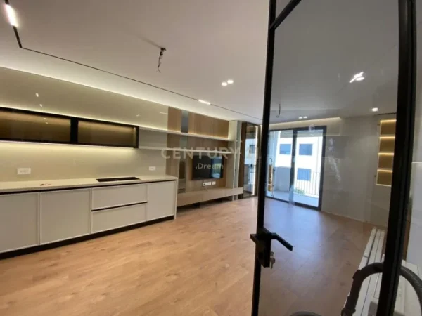 Tirane, shitet apartament 2+1 Kati 2, 124 m² 320.000 € (Vet Hospital)