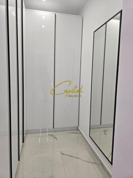 Tirane, jepet me qera apartament 1+1 Kati 5, 75 m² 650 € (KODRA E DIELLIT)