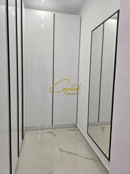 Tirane, jepet me qera apartament 1+1 Kati 5, 75 m² 650 € (KODRA E DIELLIT)