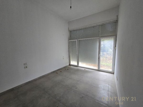 Tirane, shes Vile , 350 m² 580.000 € (Kodra e Diellit)
