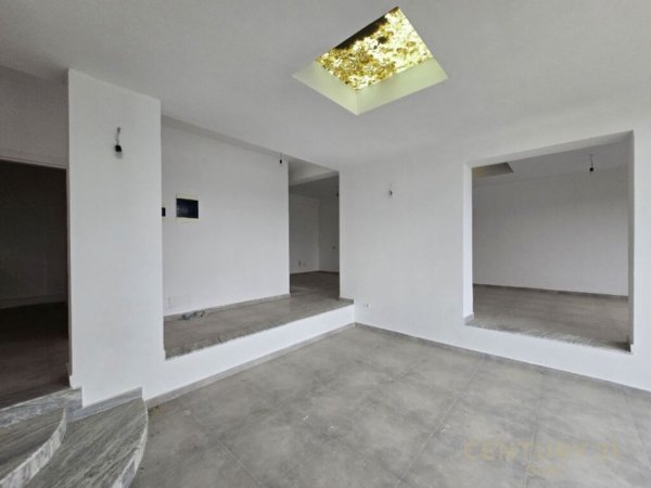 Tirane, shes Vile , 350 m² 580.000 € (Kodra e Diellit)