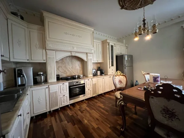 Tirane, shes Vile 3 Katshe Kati 0, 667 m² (Koda Priftit ,Tirane)