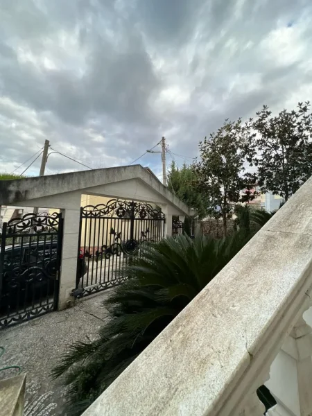 Tirane, shes Vile 3 Katshe Kati 0, 667 m² (Koda Priftit ,Tirane)