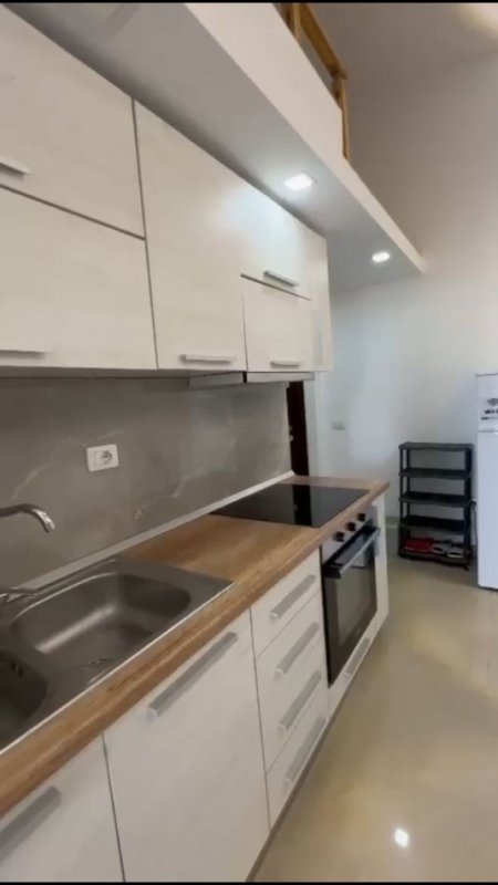 Tirane, jepet me qera apartament 1+1+Ballkon Kati 6, 60 m² 500 € (Kodra e Diellit prane Market Cok)