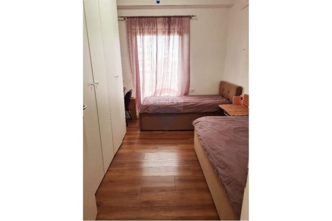 Tirane, jepet me qera apartament 2+1+Ballkon Kati 4, 90 m² 900 € (Don Bosko - Hipoteka)