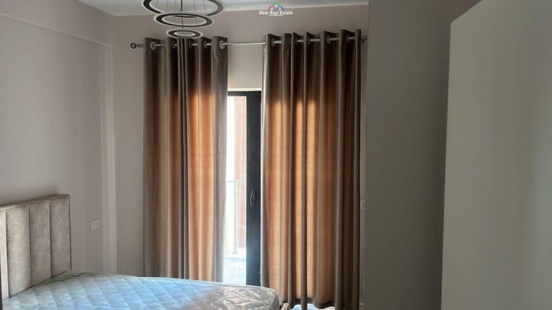 Tirane, jepet me qera 1+1+Ballkon Kati 2, 64 m² 450 € (astir)