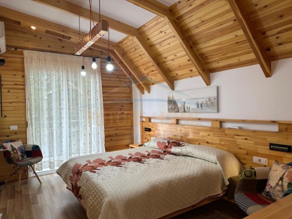 Shitet, Apartament 2+1+Post Parkimi, Gjiri I Lalëzit 250.000 €
