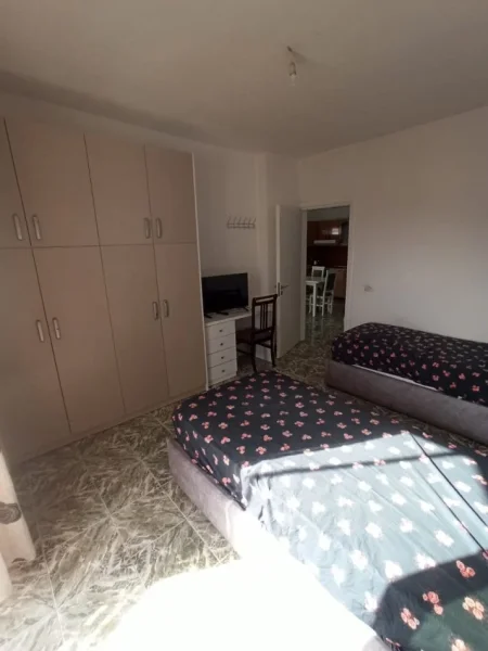 Tirane, jepet me qera apartament 2+1+Ballkon Kati 7, 87 m² 500 € (Don Bosko)