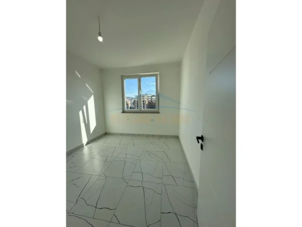 Durres, shitet apartament 1+1 Kati 3, 75 m² 121.000 € (Golem)