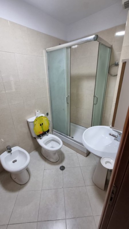 Tirane, jepet me qera apartament 2+1 Kati 3, 75 m² 450 € (JEPET SUPER APARTAMENT ME QERA 2+1 NE ASTIR TEK SANTANA)