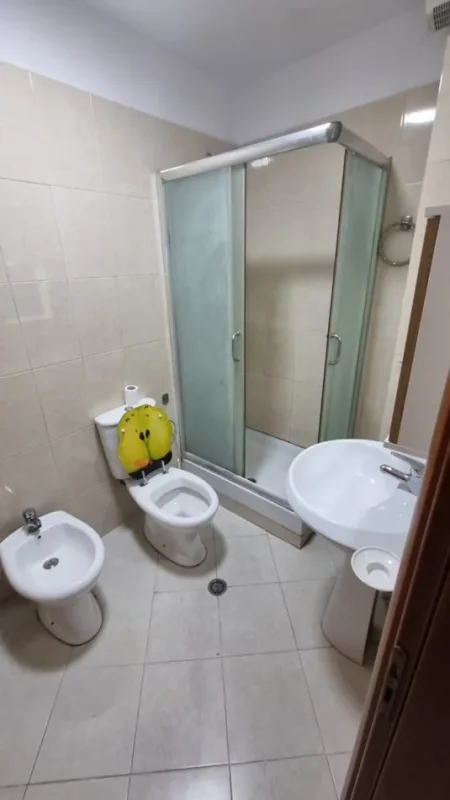 JEPET SUPER APARTAMENT ME QERA 2+1 NE ASTIR TEK SANTANA 450 €