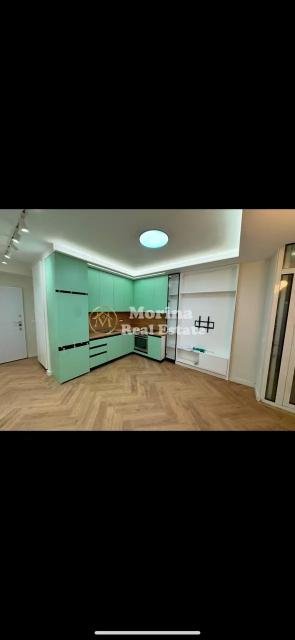 Tirane, jepet me qera apartament 1+1 Kati 1, 65 m² 500 € (Rruga 5 Maji)