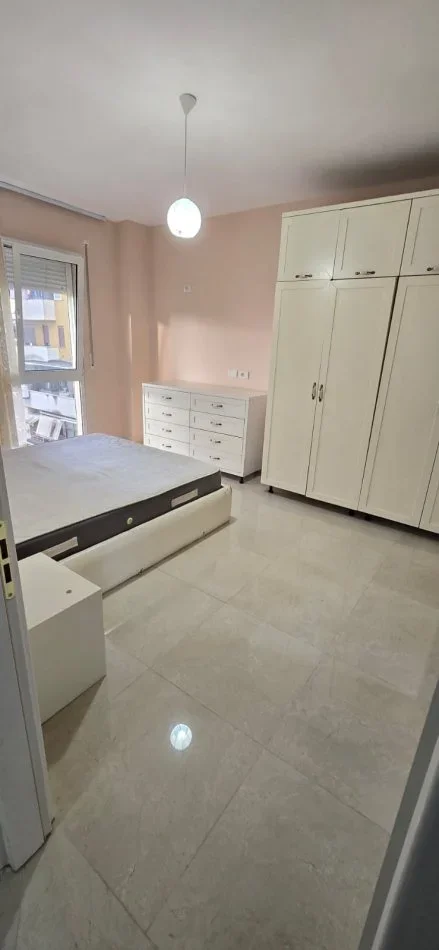 Tirane, shitet apartament 2+1 , 91 m² 193.000 € (Mine Peza)