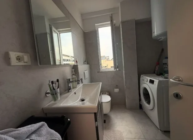 Tirane, shes apartament Kati 9, 122 m² 250.000 € (prane SQUARE 21)