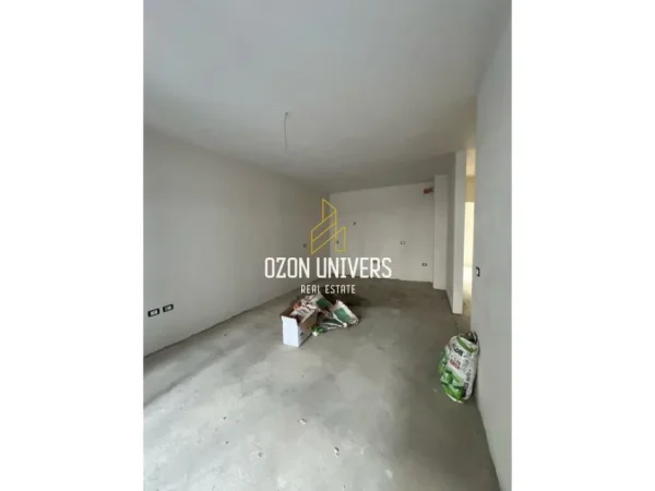 Tirane, shitet apartament 1+1 Kati 1, 76 m² 130.730 € (don bosko)