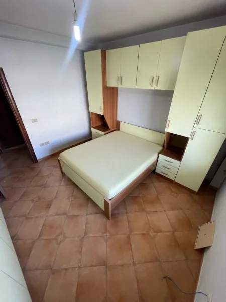 Tirane, shitet apartament 3+1 Kati 6, 141 m² 310.000 € (Komuna e Parisit)