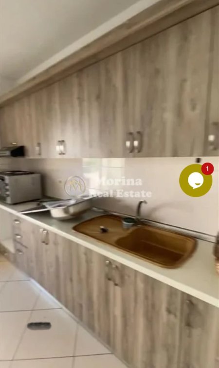 Tirane, jepet me qera apartament 1+1+Ballkon Kati 3, 65 m² 300 € (Fresku)