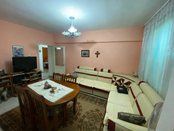 Durres, shitet apartament 2+1+Ballkon Kati 4, 83 m² 73.000 €