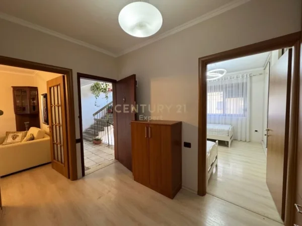 Tirane, shitet apartament 1+1 Kati 3, 59 m² 110.000 € 