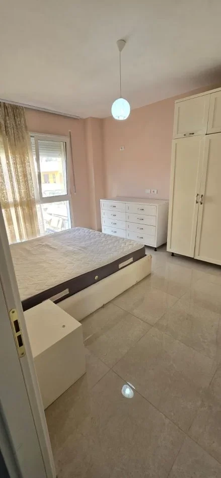 Tirane, shitet apartament 2+1+Aneks+Ballkon Kati 4, 91 m² 193.000 € (rruga mine peza)
