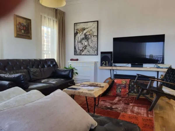 Tirane, shitet apartament 2+1 Kati 8, 103 m² 350.000 € 