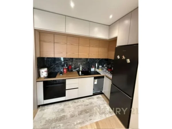 Tirane, shitet apartament 2+1 Kati 6, 91 m² 230.000 € 