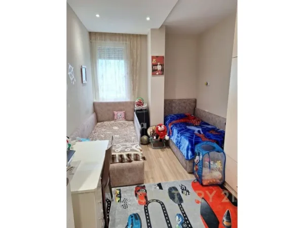 Tirane, shitet apartament 2+1 Kati 6, 91 m² 230.000 € 