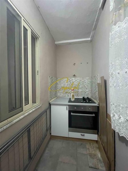 Tirane, jepet me qera apartament 1+1 Kati 1, 70 m² 500 € (MINE PEZA)