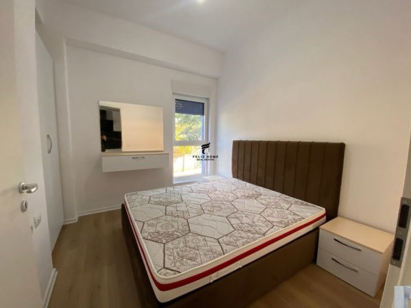 Tirane, jepet me qera apartament 2+1+Ballkon Kati 1, 75 m² 550 € (ALI DEMI)
