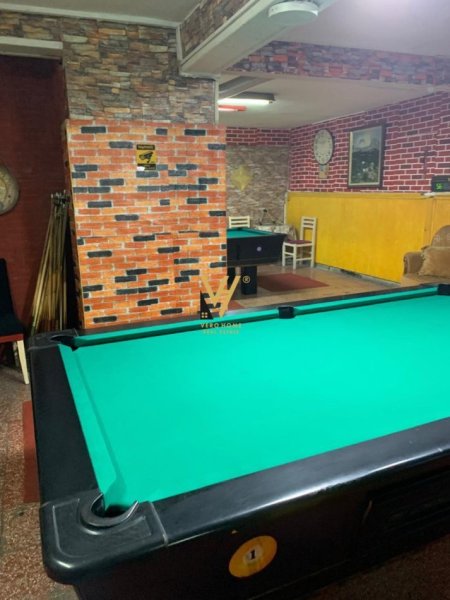 Shqiperi, jepet me qera bar-kafe Kati 0, 300 m² 1.200 € (ISH PARKU AUTOBUZAVE)
