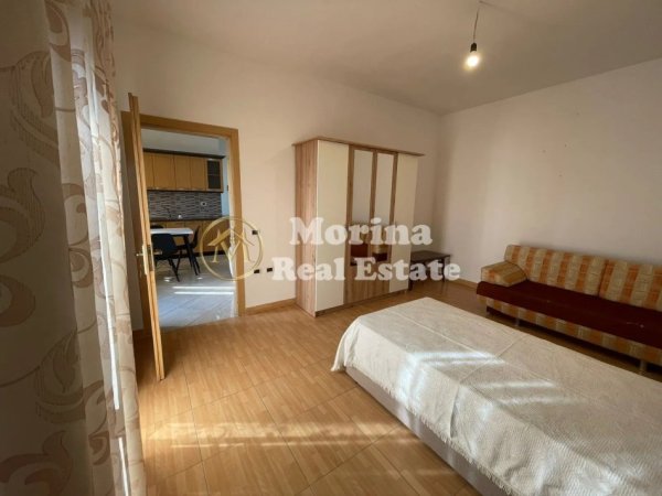 Tirane, jepet me qera apartament 2+1+Ballkon Kati 4, 100 m² 500 € (Bulevardi i Ri/ Stacioni i Trenit)