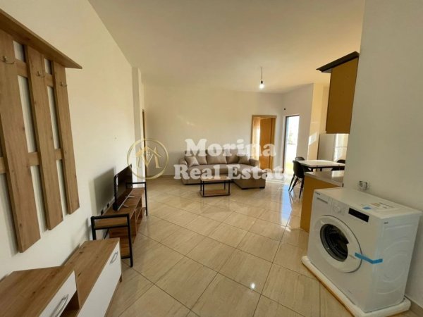 Tirane, jepet me qera apartament 2+1+Ballkon Kati 4, 100 m² 500 € (Bulevardi i Ri/ Stacioni i Trenit)