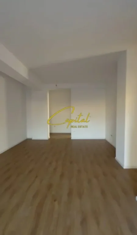 Tirane, shitet apartament 3+1 Kati 2, 93 m² 168.000 € (ALI DEMI)
