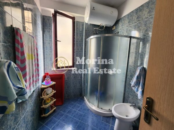 Tirane, jepet me qera apartament 2+1+Ballkon Kati 3, 400 m² 400 € (Fresku)