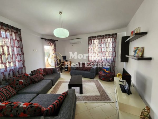 Tirane, jepet me qera apartament 2+1+Ballkon Kati 3, 400 m² 400 € (Fresku)