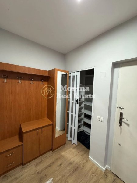 Tirane, jepet me qera apartament 1+1 Kati 5, 65 m² 600 € (Myslym Shyri)