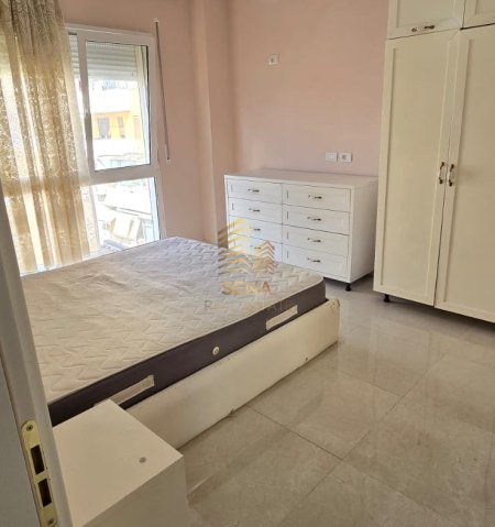 Tirane, shitet apartament 2+1+Ballkon Kati 4, 91 m² 193.000 € (Rruga Mine Peza)