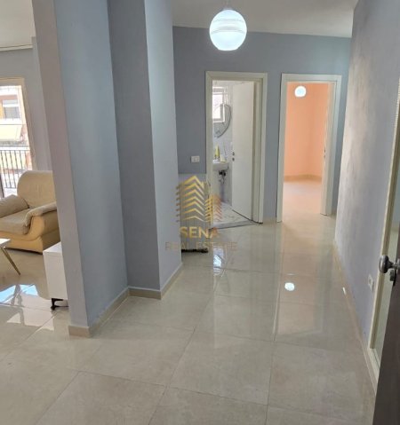 Tirane, shitet apartament 2+1+Ballkon Kati 4, 91 m² 193.000 € (Rruga Mine Peza)