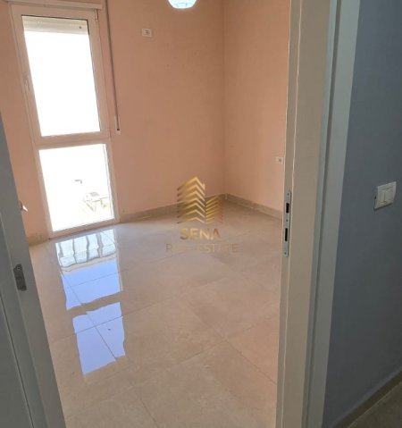 Tirane, shitet apartament 2+1+Ballkon Kati 4, 91 m² 193.000 € (Rruga Mine Peza)