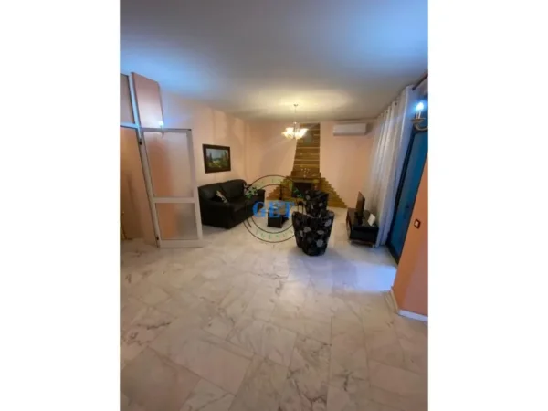 Durres, shitet apartament 2+1 , 131 m² 200.000 € 