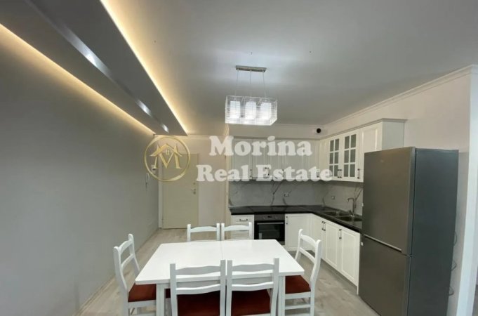 Tirane, jepet me qera apartament 2+1+Ballkon Kati 6, 105 m² 700 € (Don Bosko)
