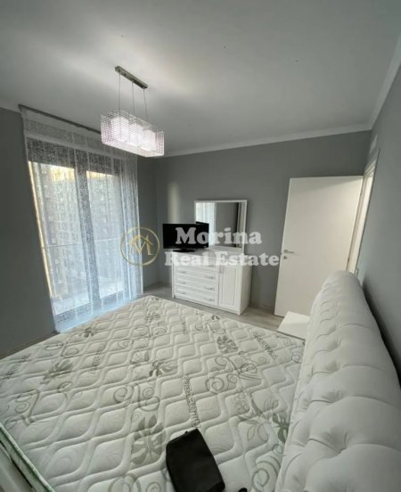 Tirane, jepet me qera apartament 2+1+Ballkon Kati 6, 105 m² 700 € (Don Bosko)