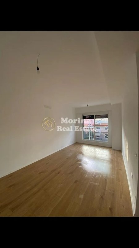 Tirane, jepet me qera apartament 2+1 Kati 1, 88 m² 500 € (Bulevardi i Ri)