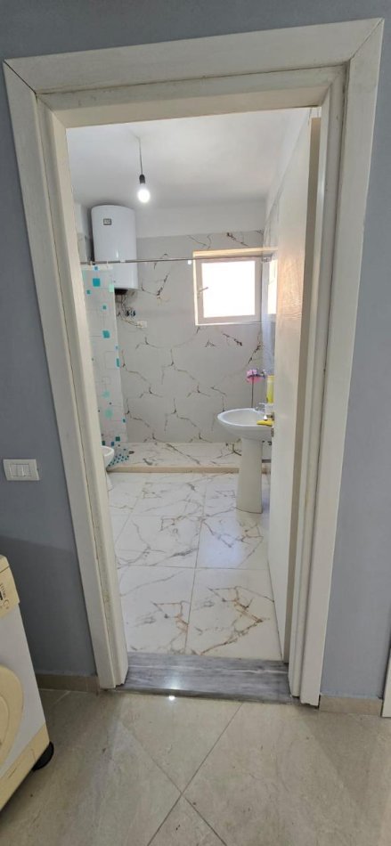 Tirane, shitet apartament 2+1 Kati 4, 91 m² 193.000 € (Mine Peza)