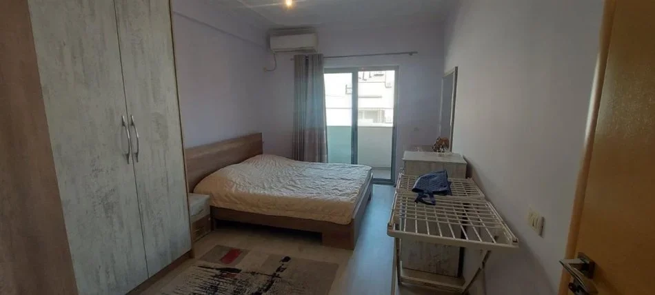 Tirane, jap me qera apartament 2+1+Ballkon Kati 7, 82 m² (Astir, afer Vila L)