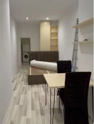 Tirane, jepet me qera apartament 1+1 Kati 0, 34 m² 450 € (Stacioni i Trenit)