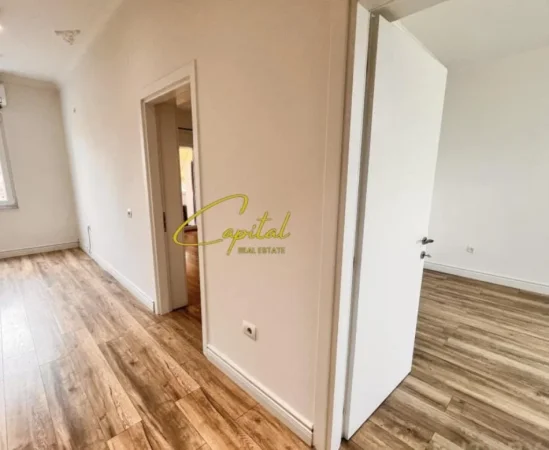 Tirane, jepet me qera apartament 2+1 Kati 4, 80 m² 650 € (RRUGA E KAVAJES)